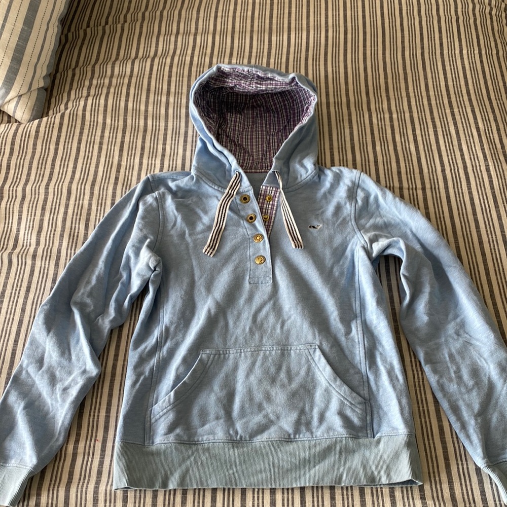 Vineyard Vines hoodie